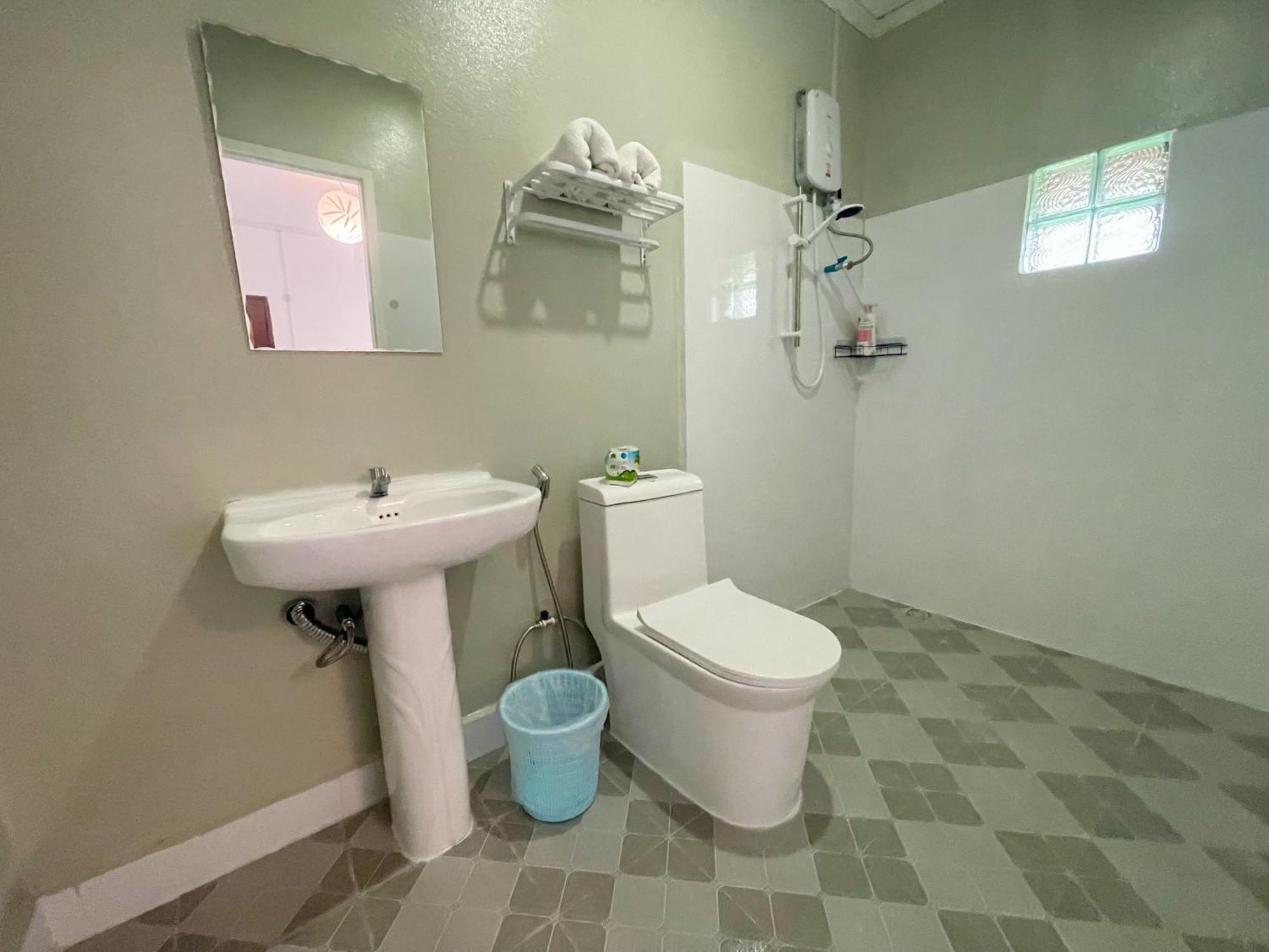 Moukdavan Guesthouse Луанг Прабанг Екстериор снимка